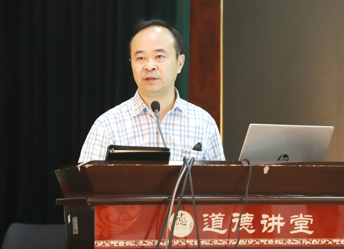 市中心医院召开经济管理年活动启动暨上半年经济工作会彭海涛作直面新